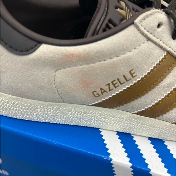 Adidas - Picture 3 of 4